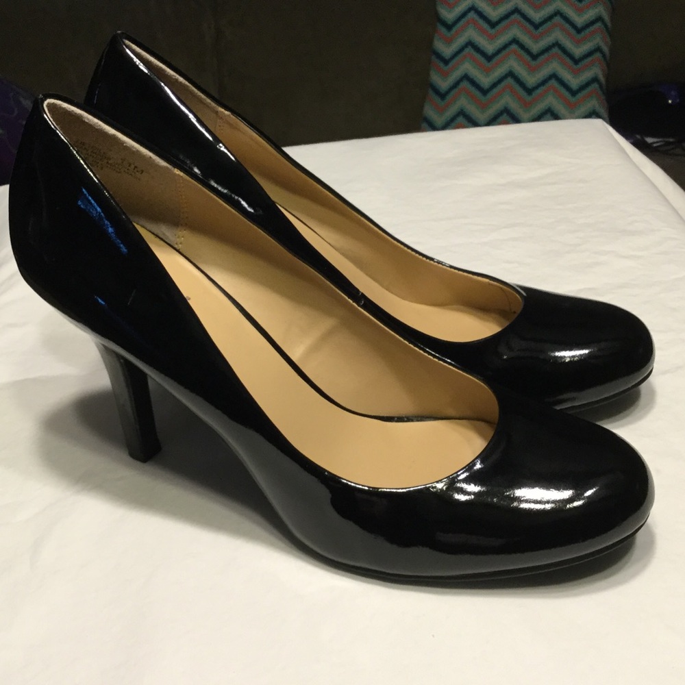 9 & Co. shoes and fabulous pump!