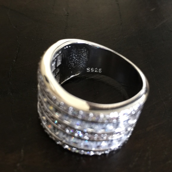 NEW Sterling Silver White Sapphire Diamond Ring - Picture 5 of 7