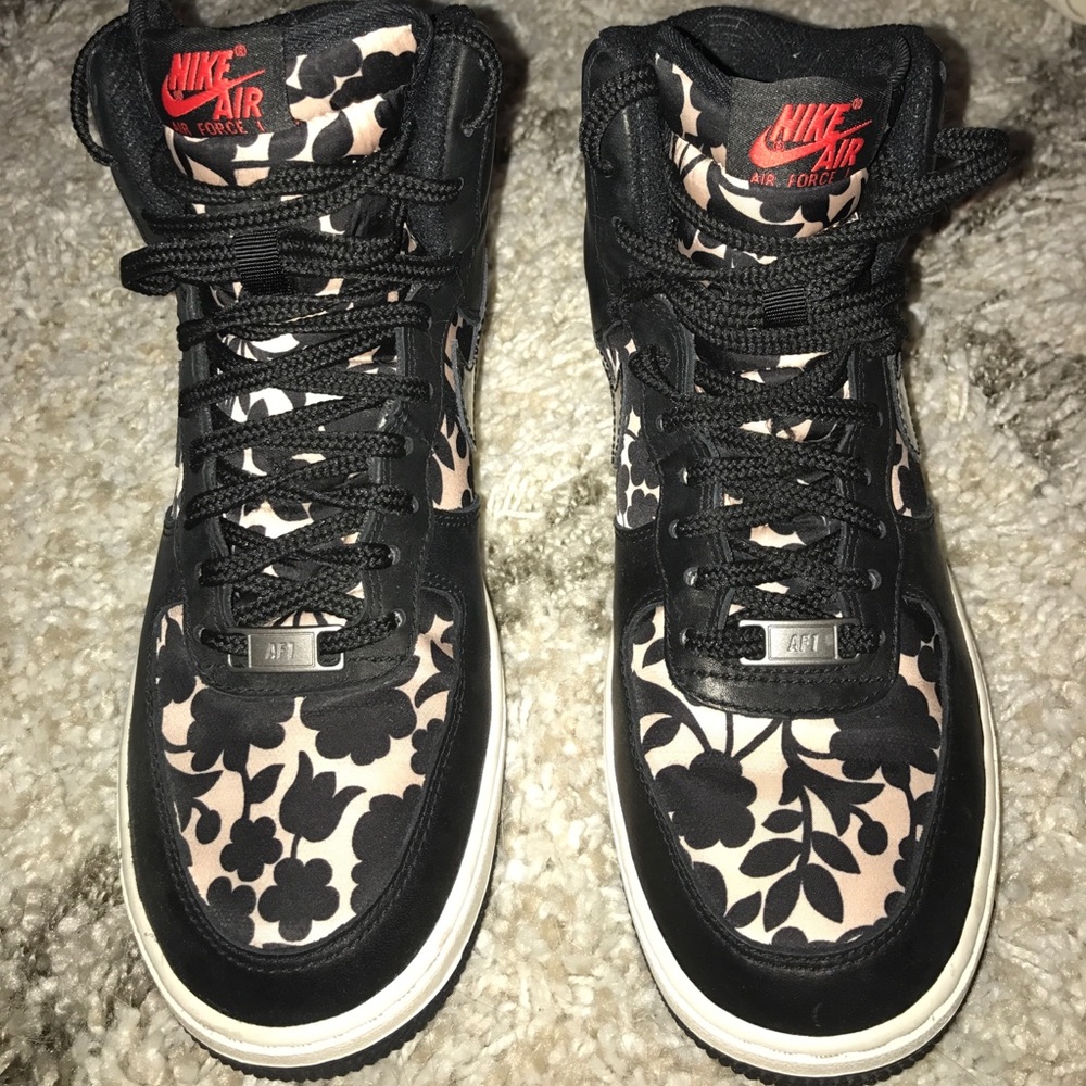 KITH Limited Edition Flower Fabric Air Force One