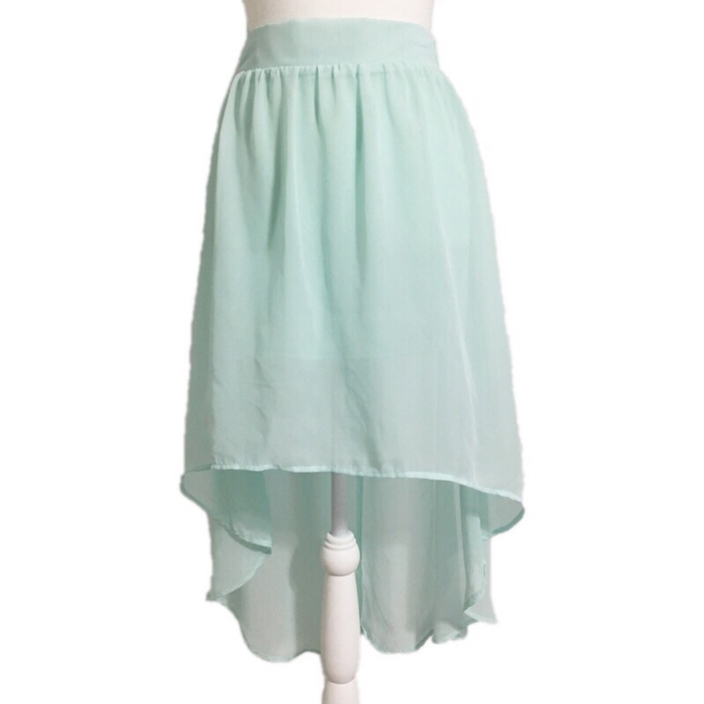 NWOT Charlotte Russe Turquoise Hi Lo Skirt Size S
