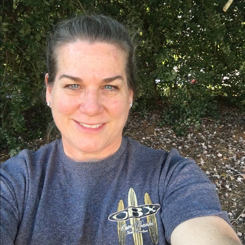 Meet your Posher, Linda