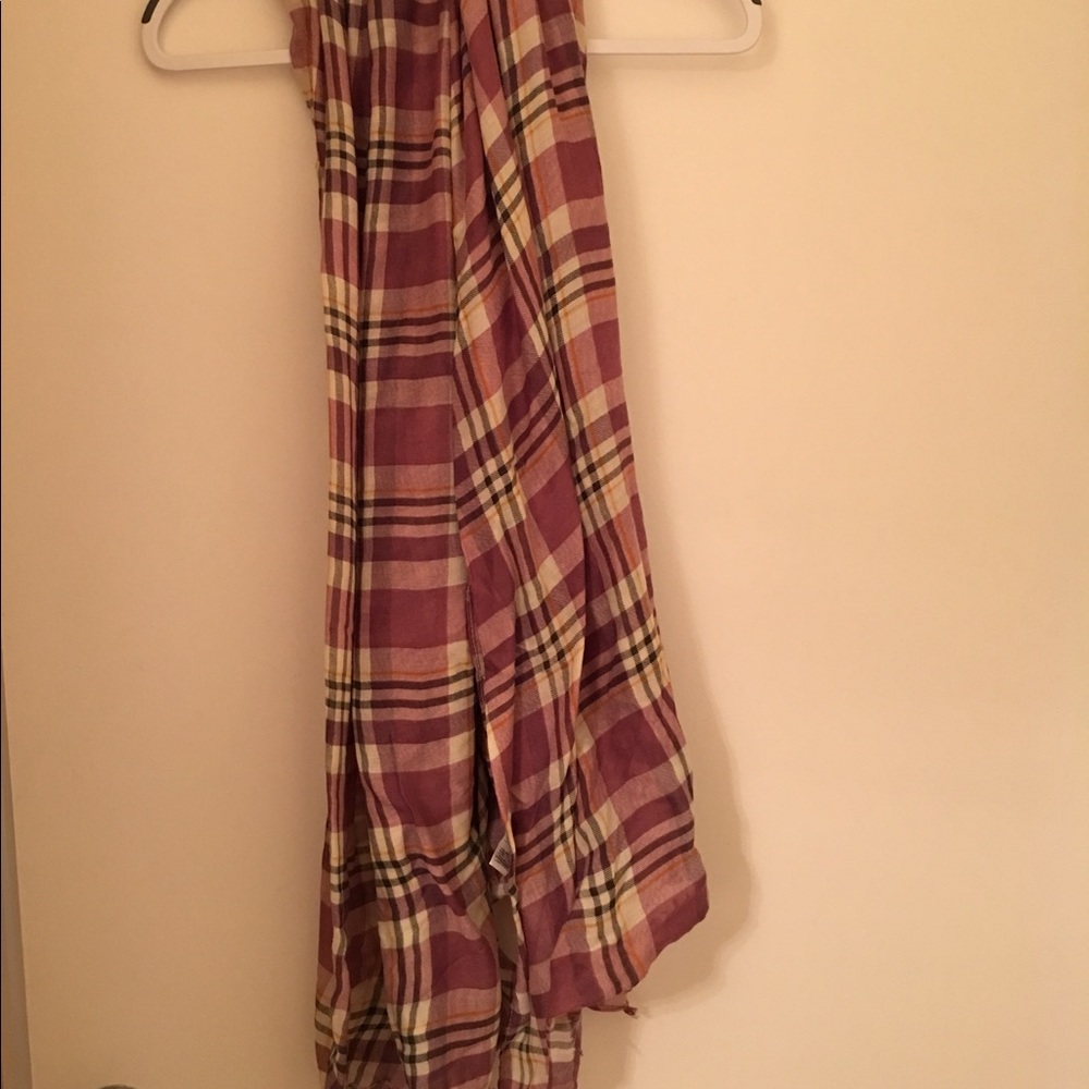 Plaid scarf