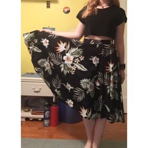 BRAND NEW Hawaiian Flower Retro Midi Skirt