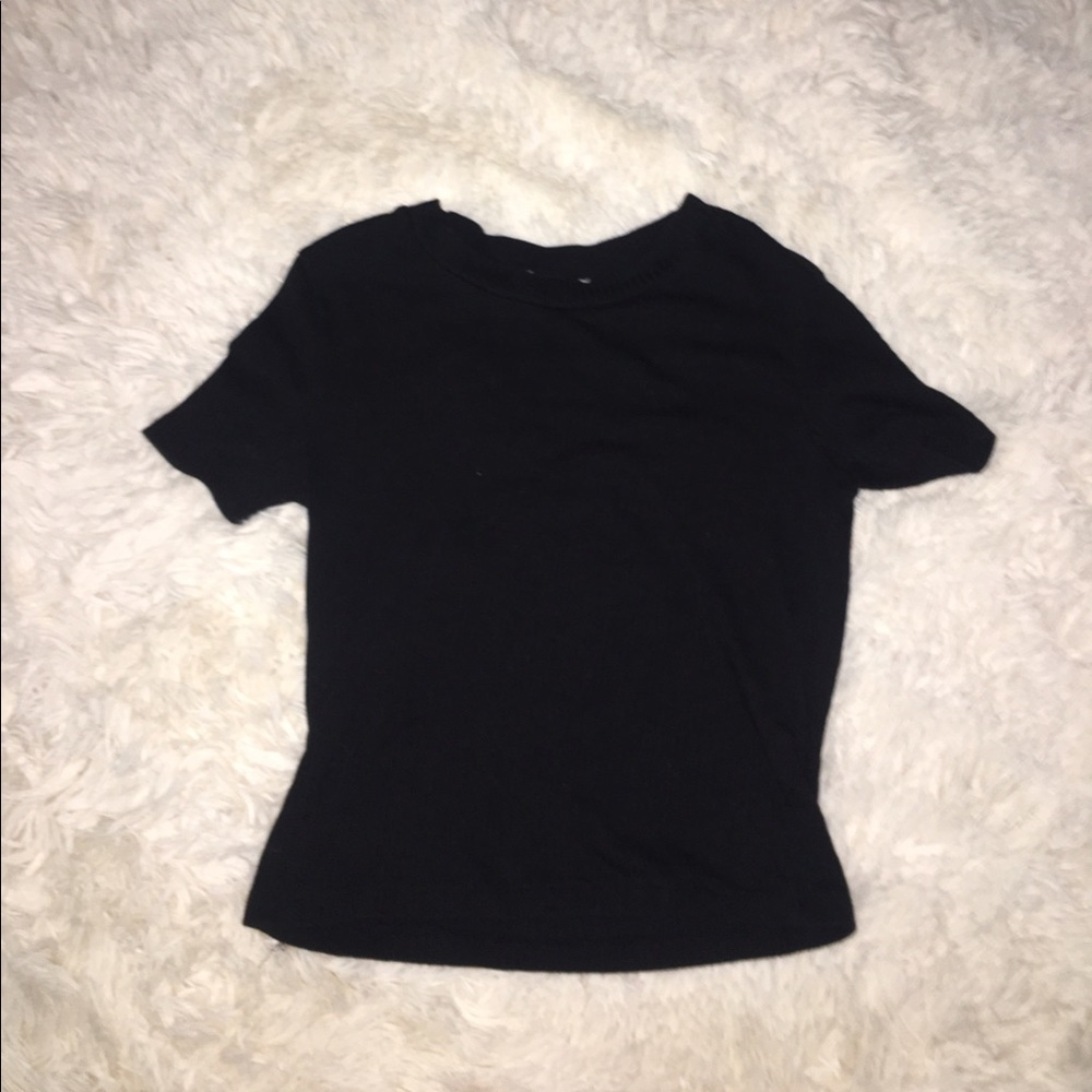 All Black Ribbed Crop Top