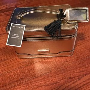 Brand-new with tags Victoria's Secret make up case