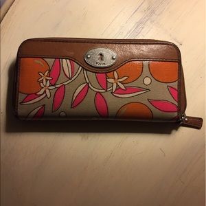 Fossil wallet
