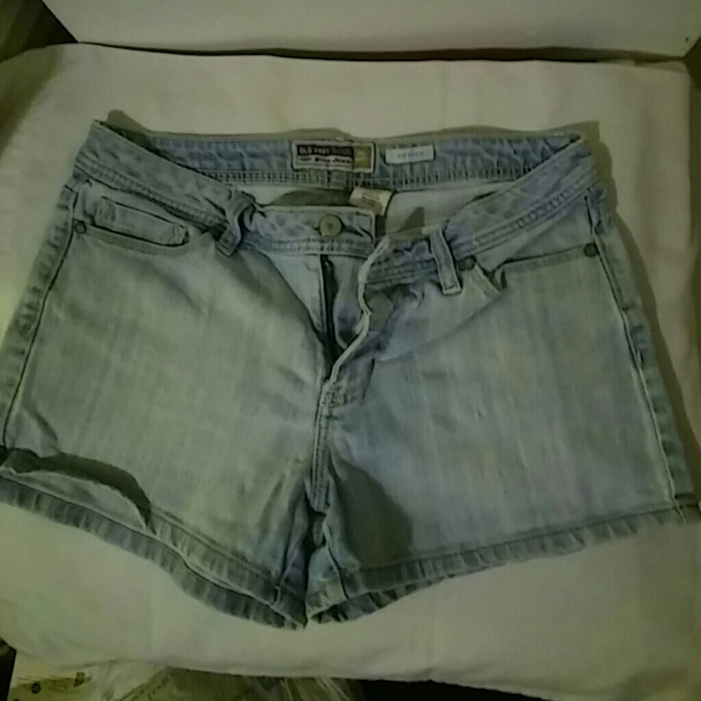 Old Navy stretch shorts