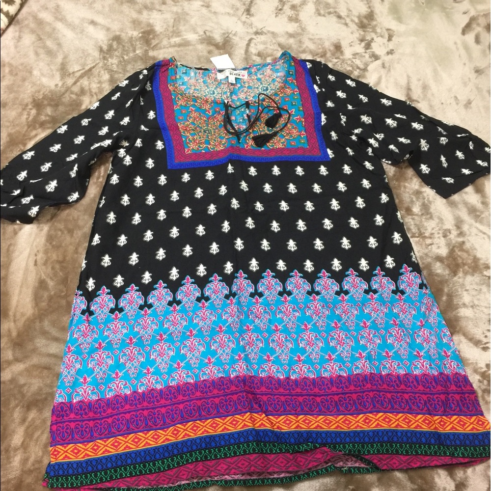 Short dress or tunic
