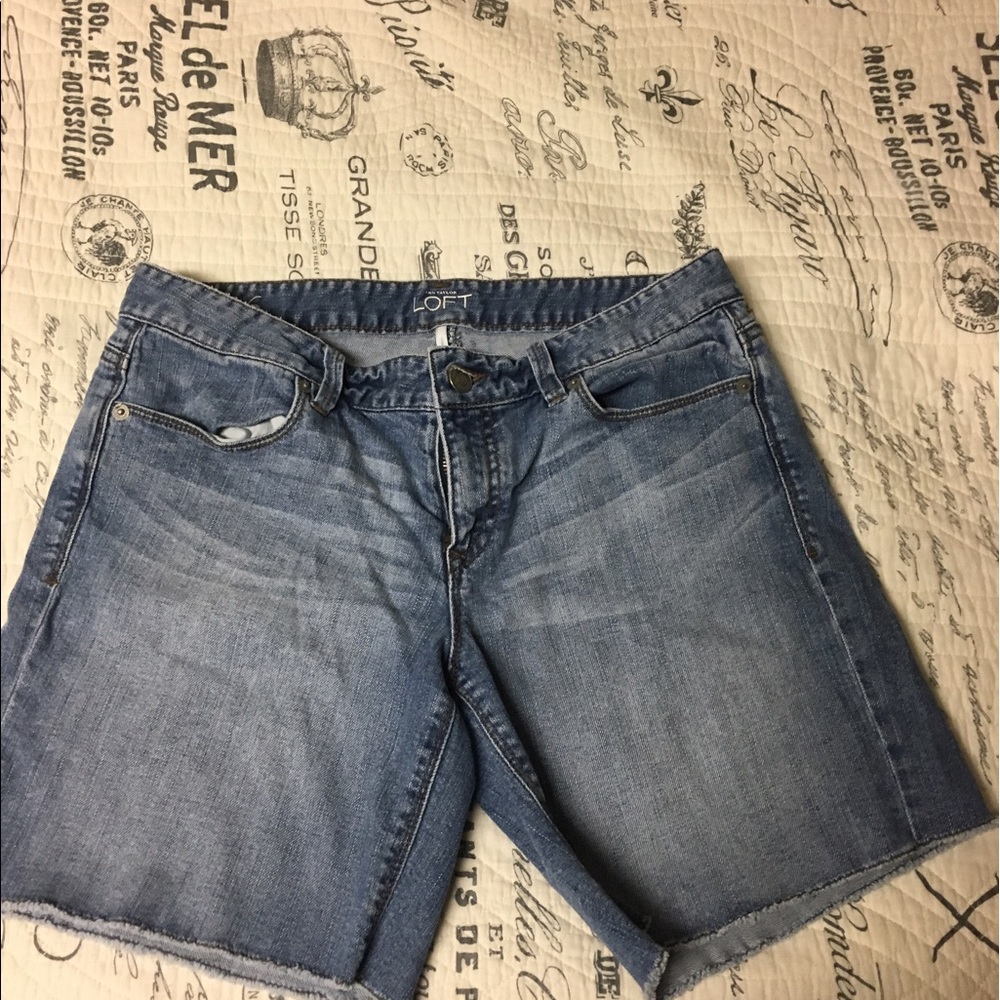 Light wash denim