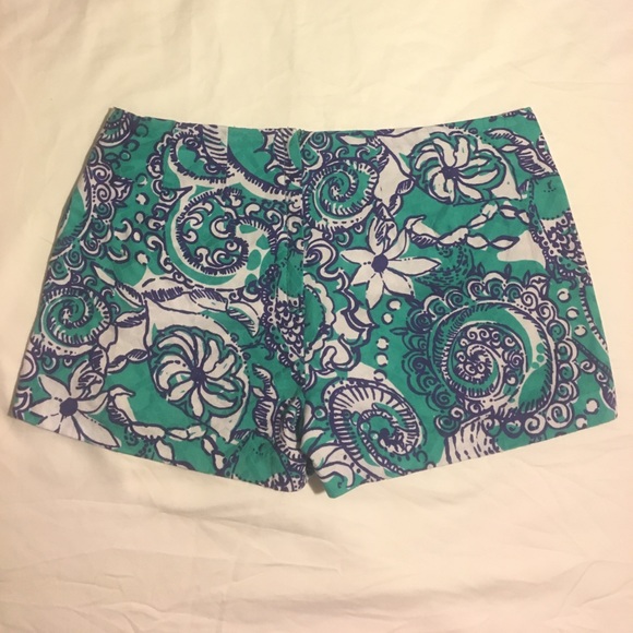 Lilly Pulitzer shorts - Picture 2 of 5