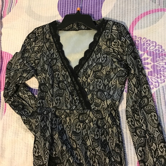 Long sleeve dress - Picture 4 of 4