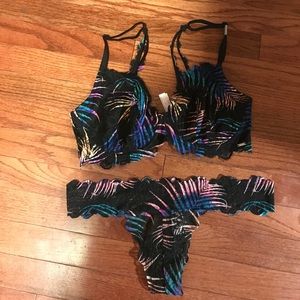 Brandnew with tag Victoria's Secret bra and thong