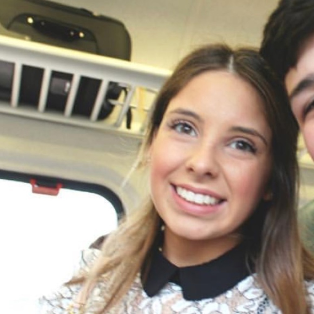 Meet your Posher, Kayla