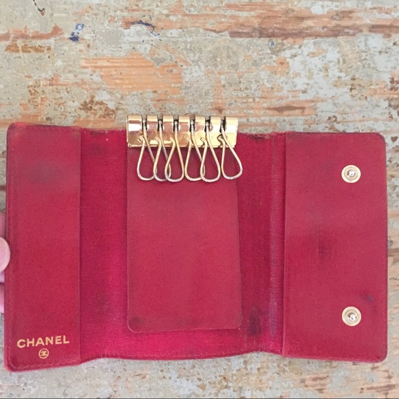Vintage Chanel red caviar key case/card holder - Picture 3 of 8