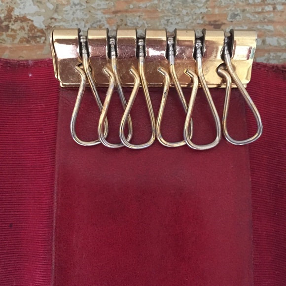 Vintage Chanel red caviar key case/card holder - Picture 7 of 8