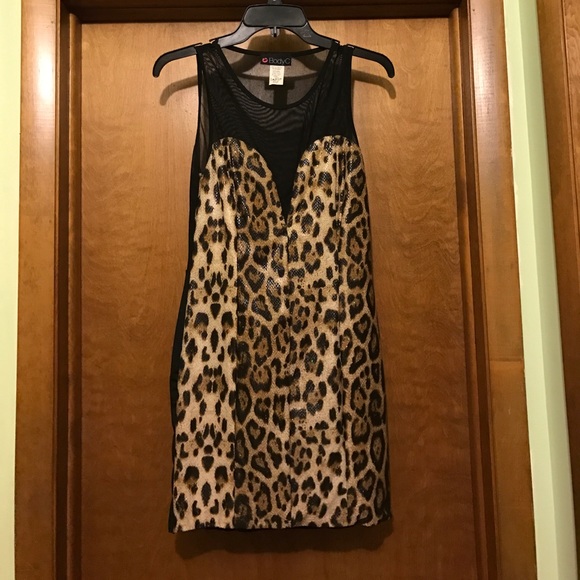 Cheetah dress - Picture 1 of 4