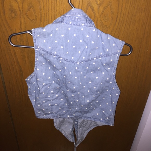 Blue polka dot button down tank top - Picture 2 of 3