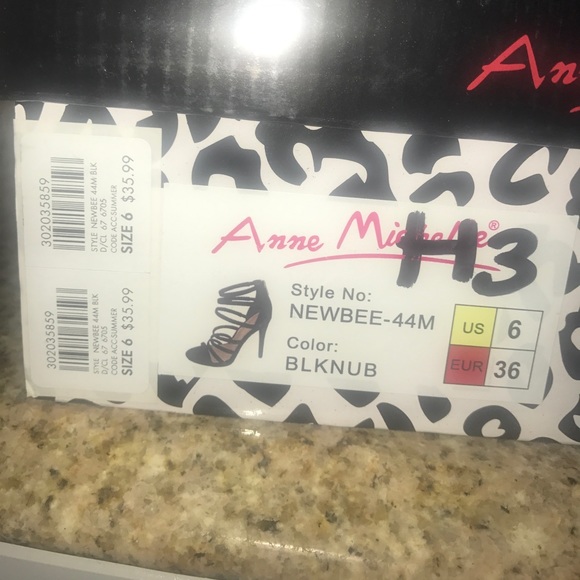 Heels only worn twice! - Picture 3 of 4