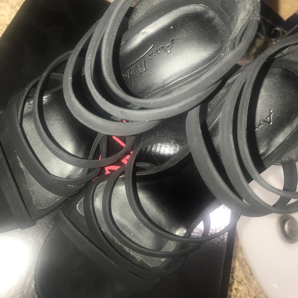 Heels only worn twice! - Picture 4 of 4