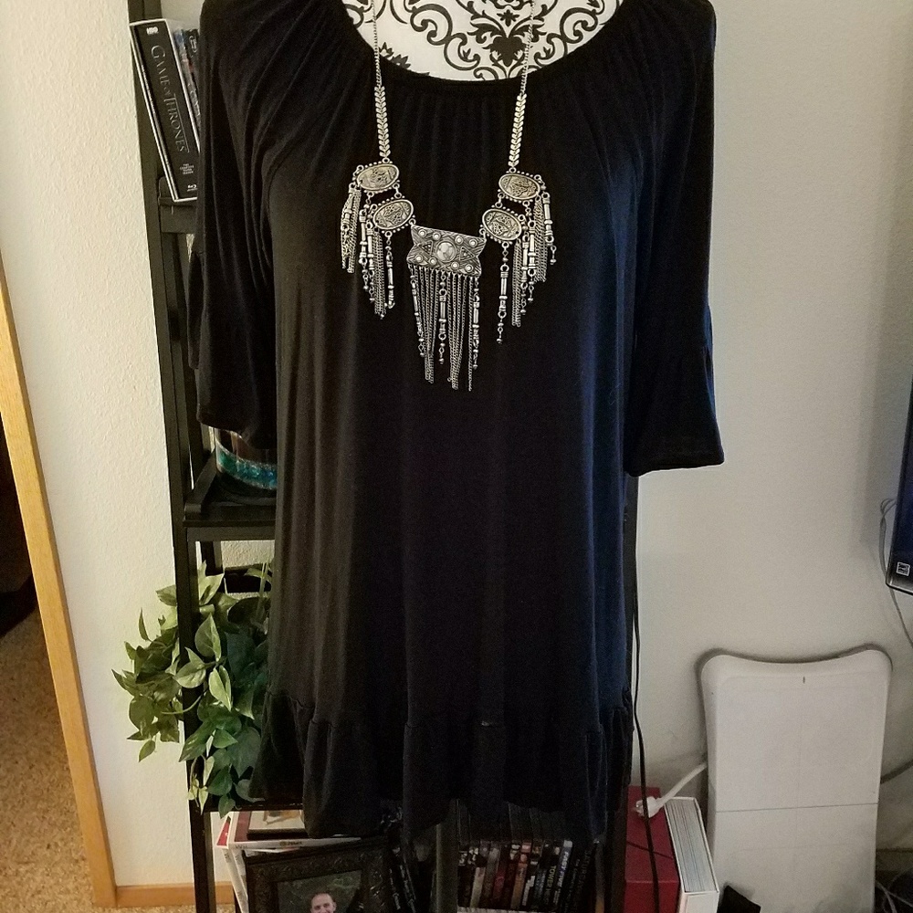 Hi-low Back blouse