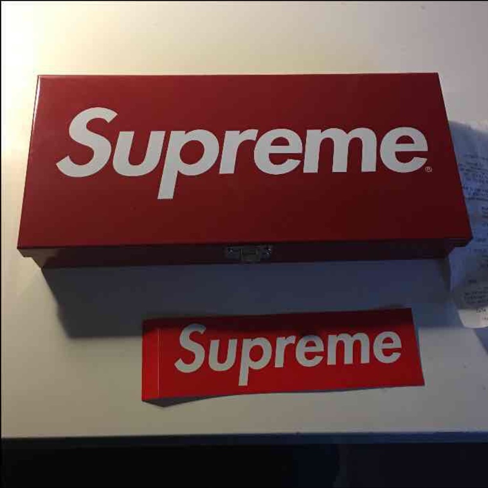Supreme tool box