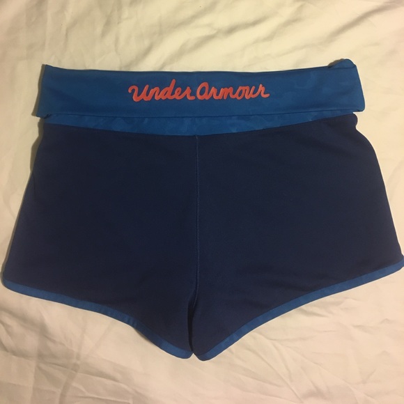 Under Armour workout shorts - Picture 2 of 3
