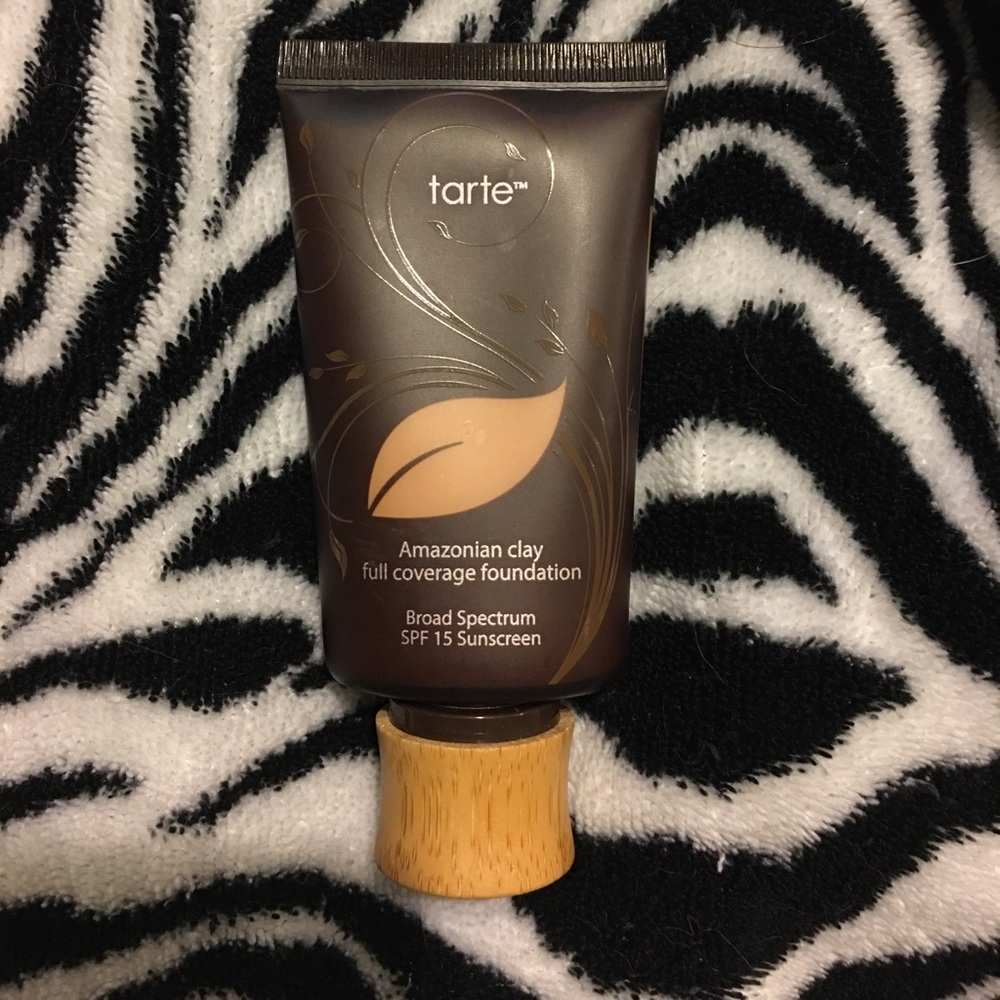 Tarte Amazonian Clay full coverage foundation