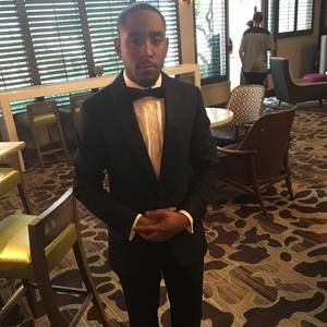 Meet your Posher, Cameron