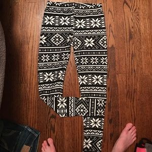 black and white leggings