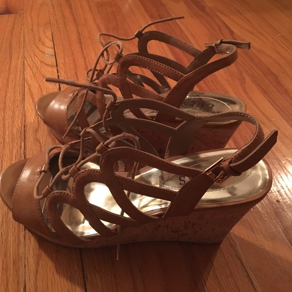 Guess wedges - Picture 3 of 5