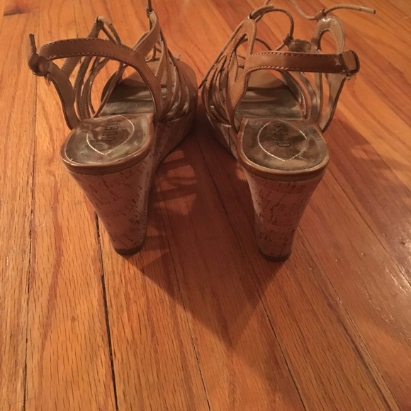 Guess wedges - Picture 4 of 5