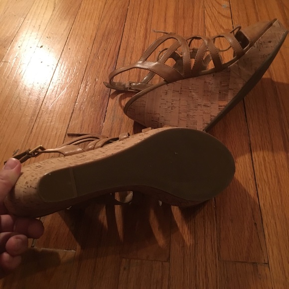 Guess wedges - Picture 5 of 5