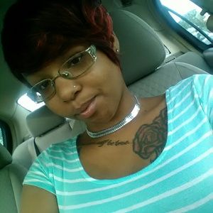 Meet your Posher, Tezzera