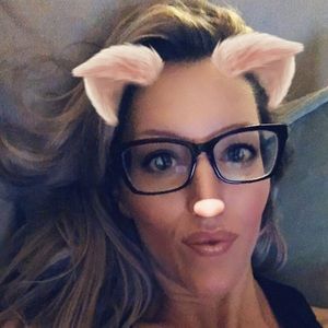 Meet your Posher, Lindsey