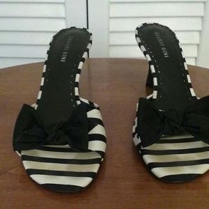 Gianni Binion Black & White Heels!