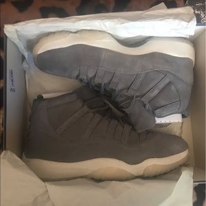 Premium suede 11s