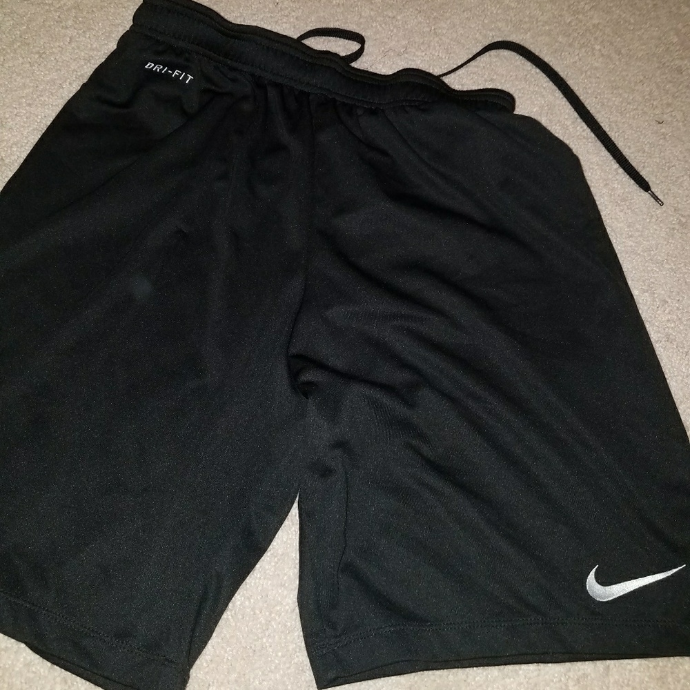 Boys Nike Dri-fit gym shorts