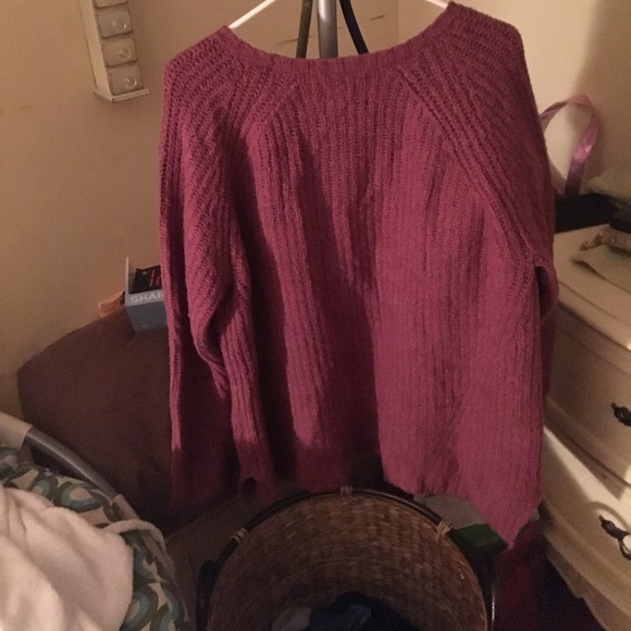 American eagle sweater - Picture 2 of 3