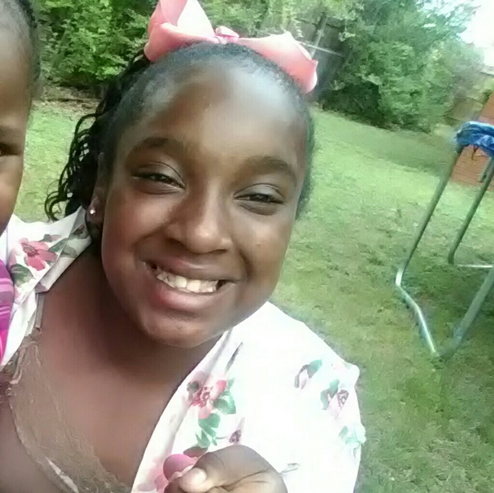 Meet your Posher, Dasia