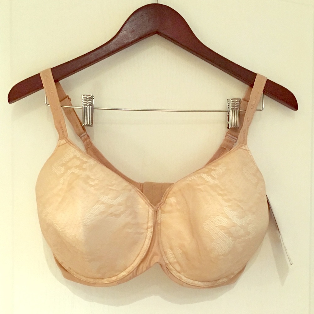 NWT Chantelle bra, size 36H, nude