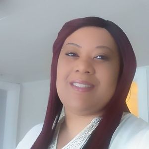 Meet your Posher, Latoya