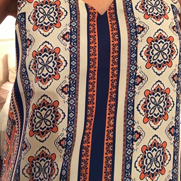 Patterned shift dress - Picture 3 of 3