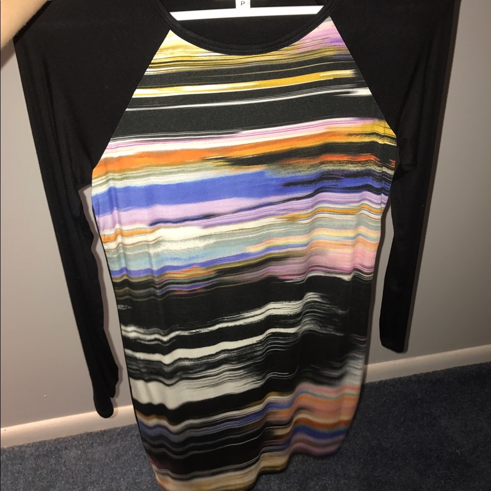 Black long sleeve patterned dress