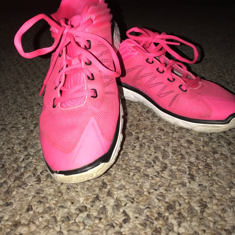 Pink Low Top Jordan's