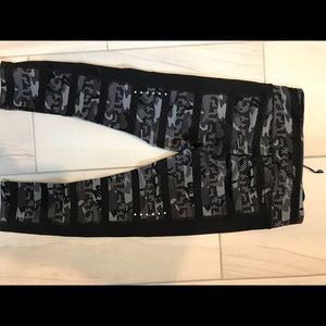 Nike dri fit Capri work out pants