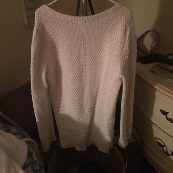 Cream hinge sweater - Picture 3 of 4