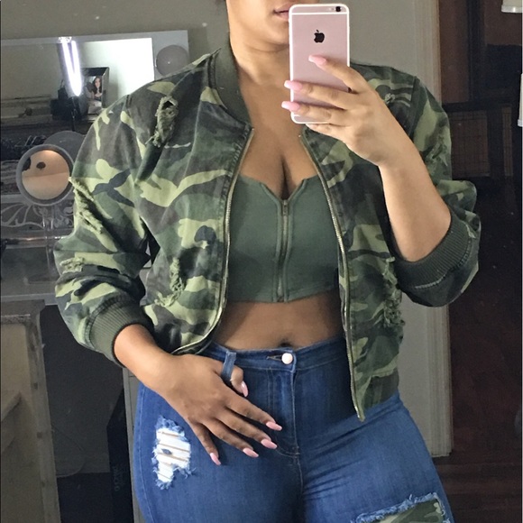 Fashion Nova Camo Jeans/Jacket - Picture 4 of 4