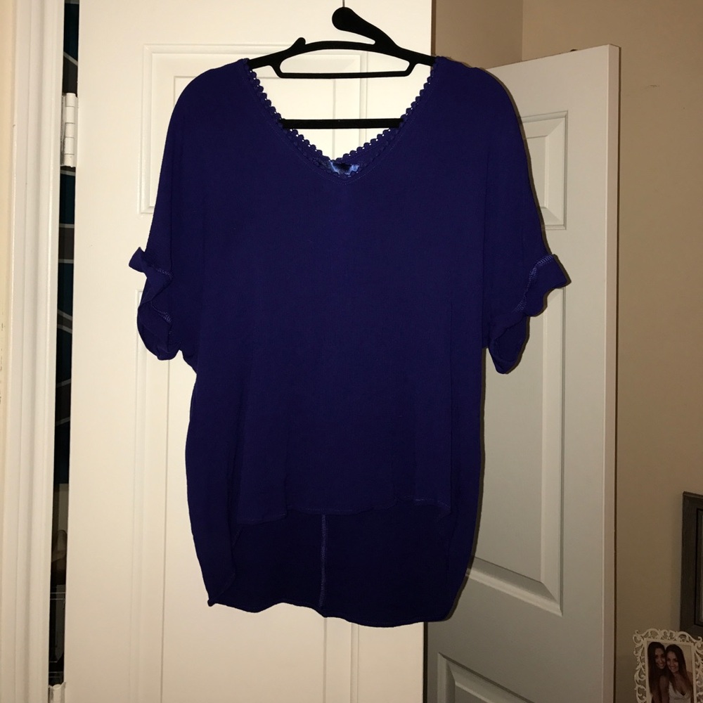 Francesca's royal blue top