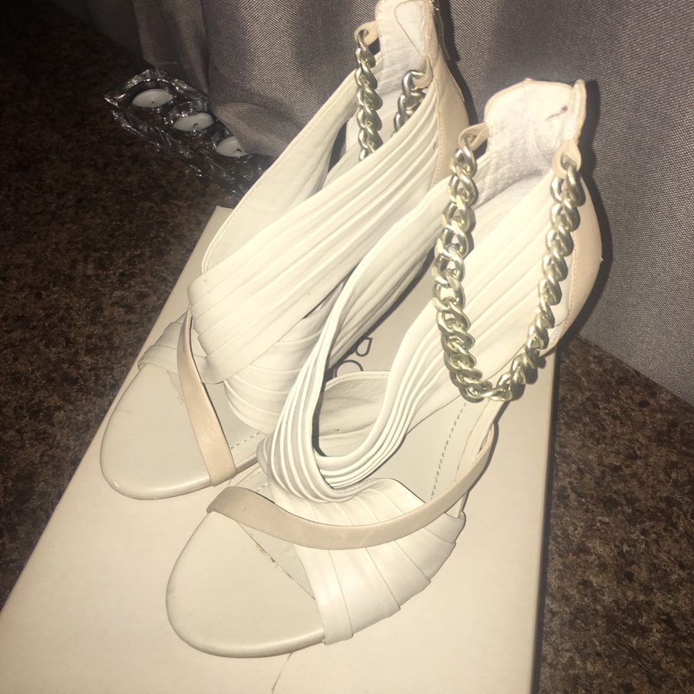 BCBG GENERATION HEELS