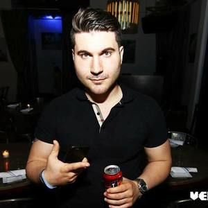 Meet your Posher, Mario